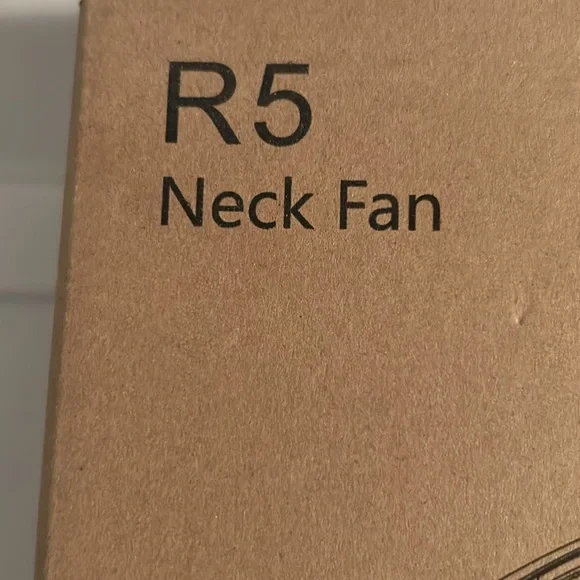 Neck fan - Picture 2 of 9